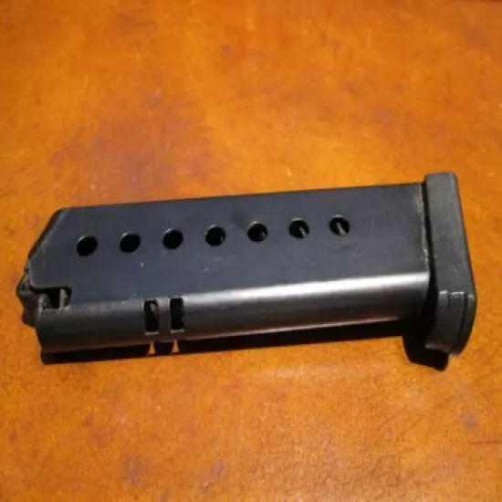 SIG SAUER MAGAZINE UNBRANDED .45 AUTO CALIBER 8 ROUND CLIP VERY WELL MADE !!