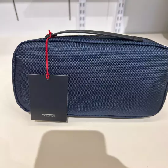 NEW Tumi 8.5” Zippered Split Travel Dopp Kit - Navy Blue & Black