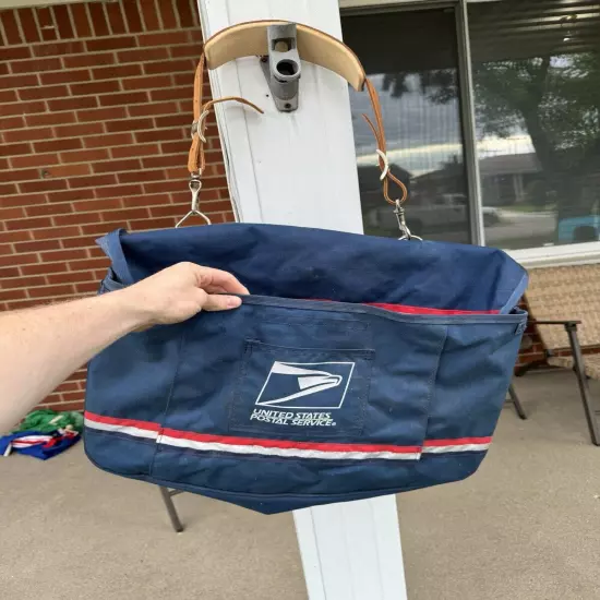 VINTAGE USPS MAIL CARRIER SATCHEL BAG NYLON WITH LEATHER SHOULDER STRAP USA