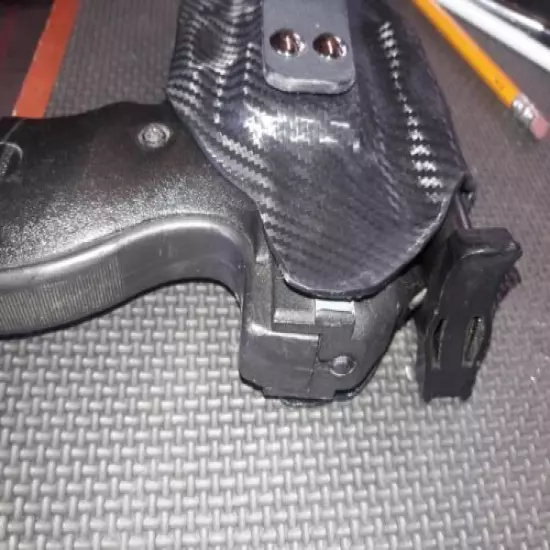  Hi-Point 9mm/380 W/built in mag carrier kydex holster CARBON FIBER