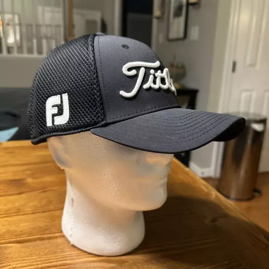 Titliest Pro V1 FJ Foot Joy Golf Fitted Hat L/XL BLACK Very CLEAN