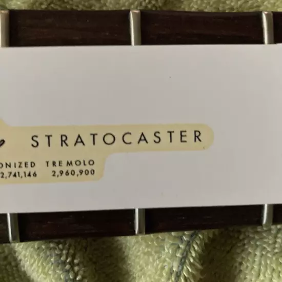 STRATOCASTER FENDER 1963 1962 1961 1964 Perfect logo WATERSLIDE RAISED Decal