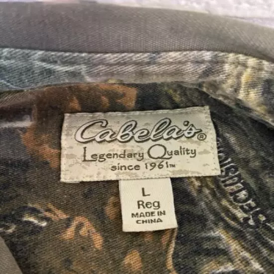 Cabela's Long Sleeve Shooting Shirt Large Green/Seclusion Camo Button Front