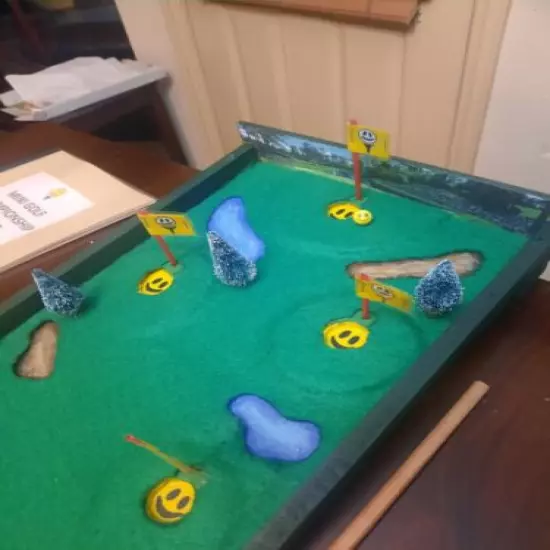 Miniature Indoor Golf Putting Family Game