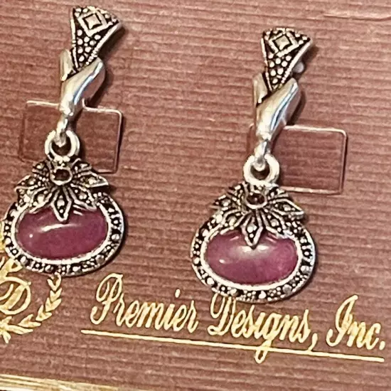 Premier Designs Purple Cab Floral Silver Tone Dangle Earrings Omega Back 1 1/4"