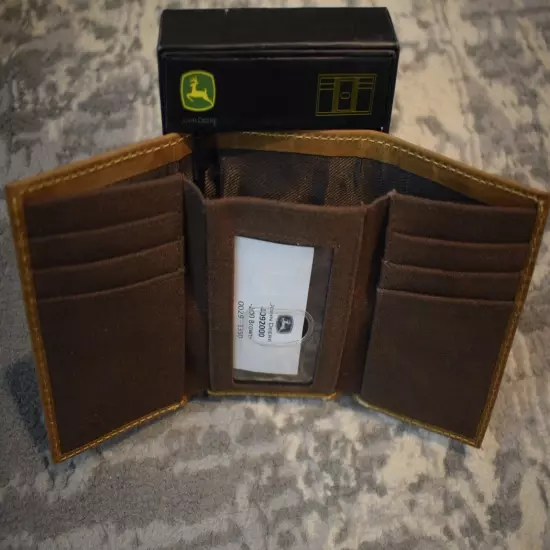 New John Deere Brown Leather Trifold Wallet LP71258