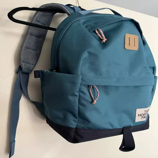 Brand New Never Used The North Face Teal Backpack w Orange Zippers. Many Pockets