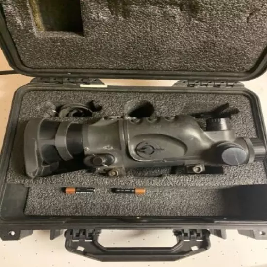 AN/ PVS-10 Gen 3 day and night vision Military issue mil spec top specs scope