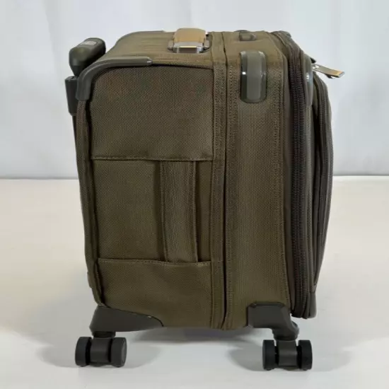 Briggs & Riley Baseline Global Carry-On Spinner Suitcase Luggage Olive New