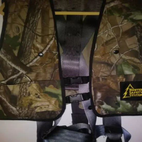 Game Hunter Safety System Tree Stand Harness L XL Fall Treestalker Strap Gear