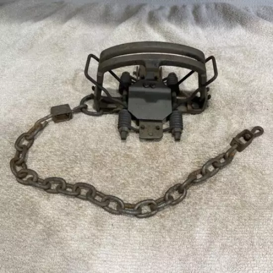 Vintage Northwoods 4 Cast Jaw Coil Spring Trap Trapping Newhouse Sargent