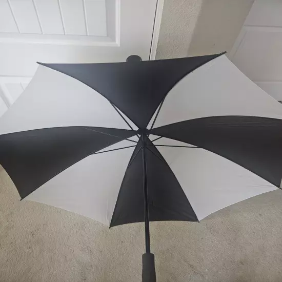 Gold Umbrella Black And White