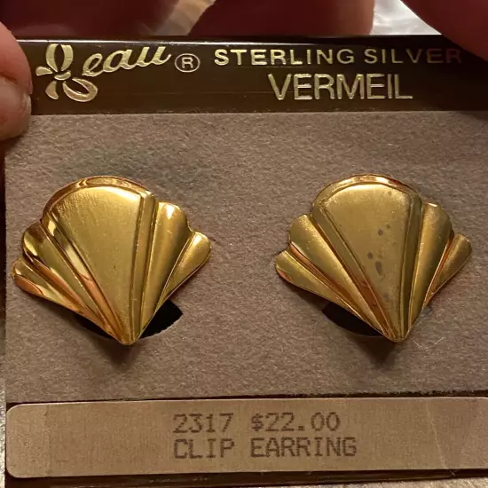 Beau Vermeil 24k over Sterling Clip Earrings unworn 1" orig card VTG