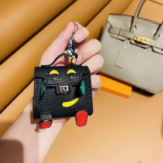 Cute Leather Mini Wallet Lipstick Bag Ladies Keychain Car Bag Charm for AirPods