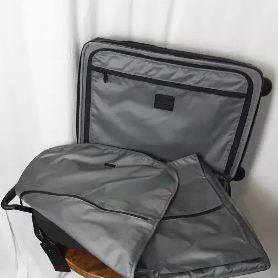 NWT TUMI ALPHA 2 International Front lid 4 wheeled Carry-on in Black $925.