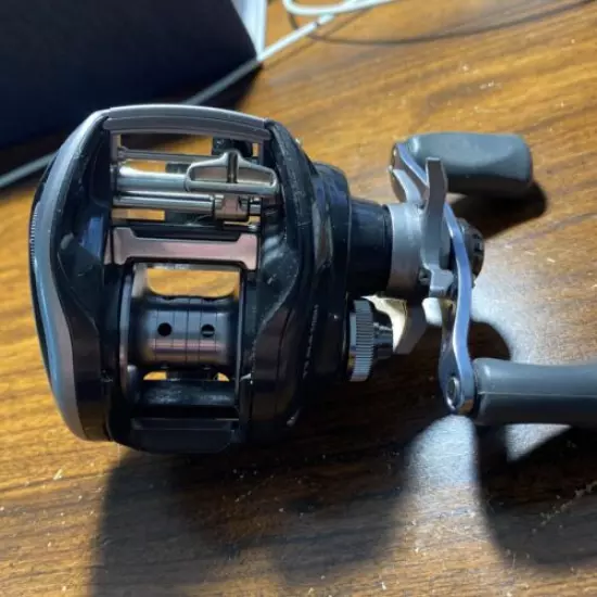 Daiwa T3 Bls 100H For Parts/repair Sold AS IS Please Read Description!