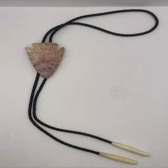 Authentic Arrowhead/Spear/Point Bolo Tie Native American 2.5 Inches/Leathe��