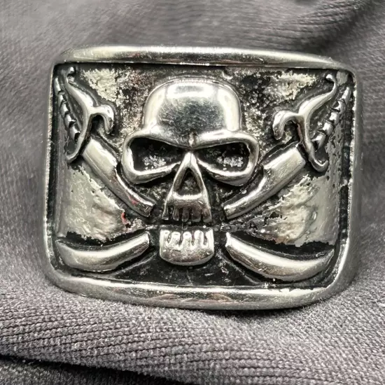 Skull and Cross Swords Ring Size 11-1/2 Pirate Goth Jewelry Thick Used