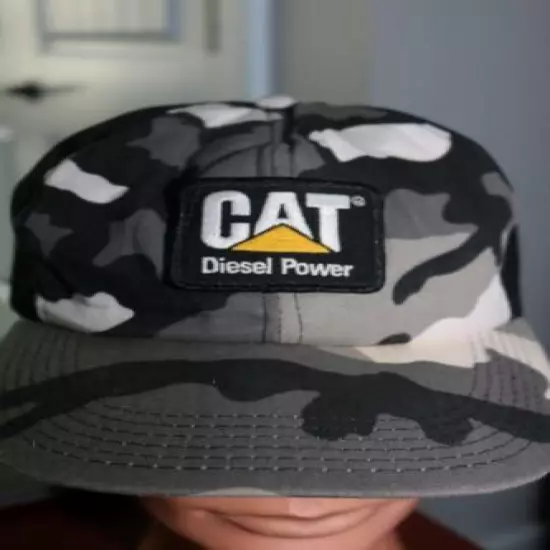 VINTAGE CATERPILLAR CAT DIESEL POWER TRUCKER HAT SNOW CAMO SNAPBACK TONKIN RARE