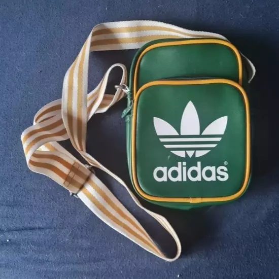 Adidas Originals Unisex Mini Messenger Bag Green Trefoil Logo Airliner Retro