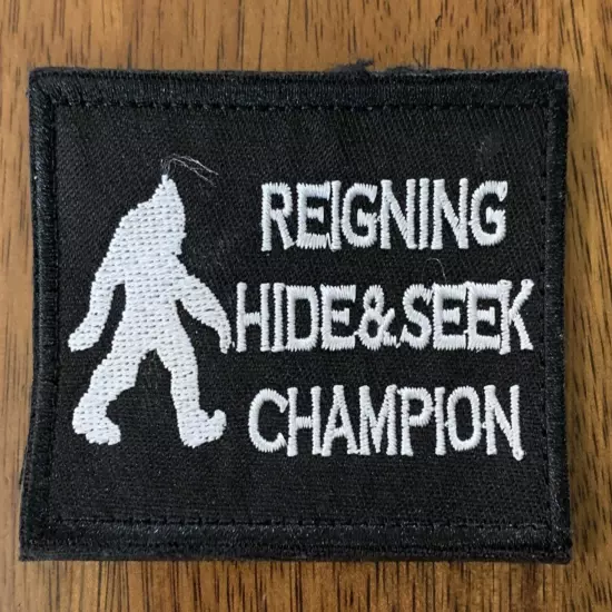 Patch Tactical "Reigning Hide & Seek Champion Embroidered Hook-Back Adhesion