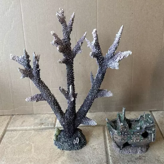 Lot of 2 Coral Reef Resin Aquarium Decor Pieces