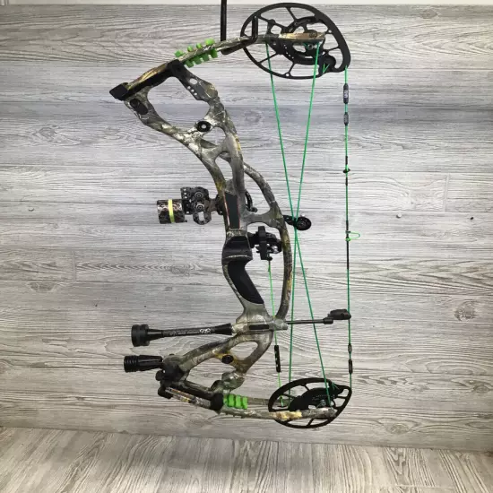 Hoyt RX-5 Sitka Realtree Edge Right Hand 50-60# 25"-30" Package