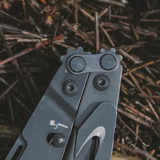 New SOG Rescue Parashears SOG Compound Leverage Uses Multiple Pivot Points