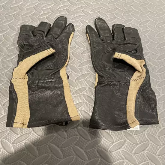 Wiley X Aries Foliage Brown NAVAIR Flight Gloves Medium Flyer Pilot G311ME