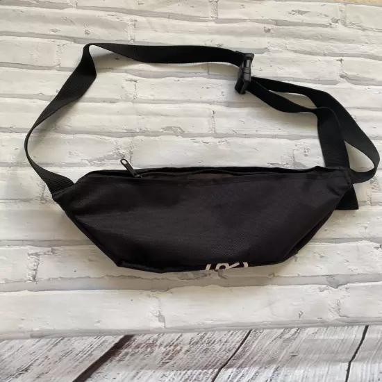 Levis Logo Waist Belt Sling Fanny Pack bag Black Unisex Adjustable Waist