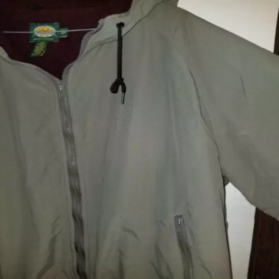 Cabela's Men's polyester Jacket XL Reg. Light green. Maroon interior. (23)