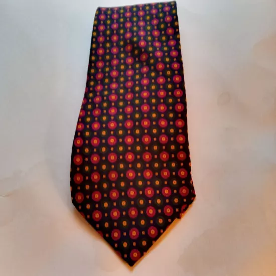 Brooks Brothers Silk Made USA Burgundy Geometric Tie Mens 59” Long 4” Wide