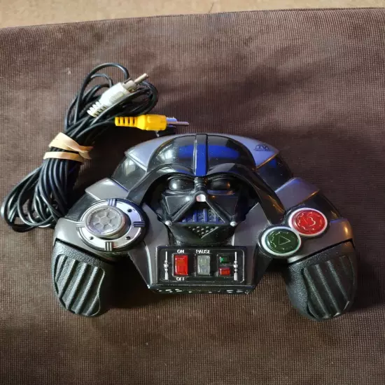 Star Wars Darth Vader Jakks Pacific 5-in-1 Plug N Play TV Game Tested and Works 