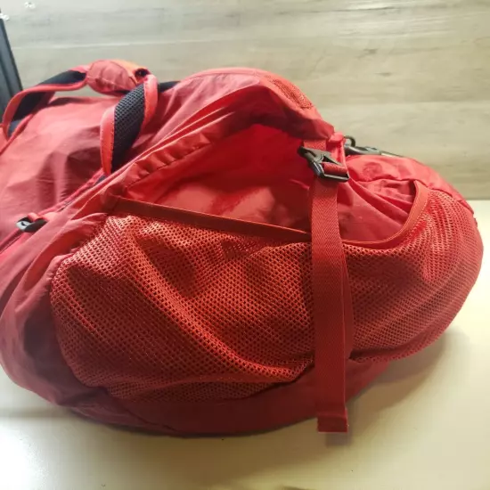 North Face Base Camp Duffel M - Red - 24" x 9" x 12" 