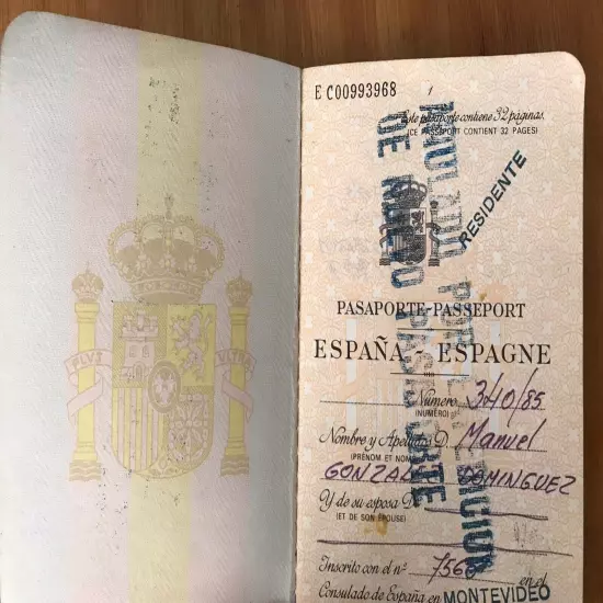 Spain Passport Canceled Issued in Uruguay