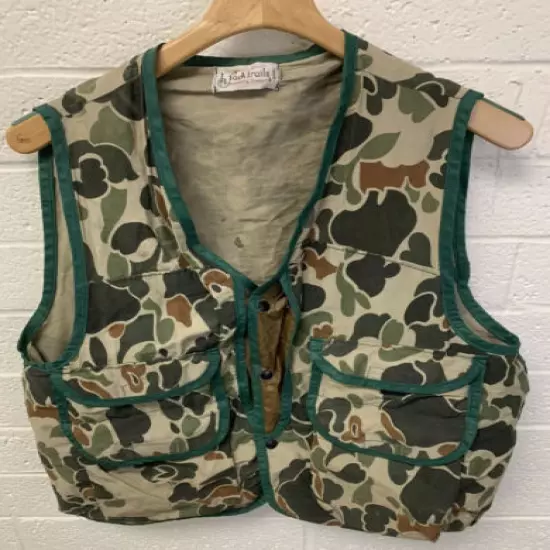 VTG Pack Trails 10 X Men’s Camo Hunting Shooting Vest Size Large