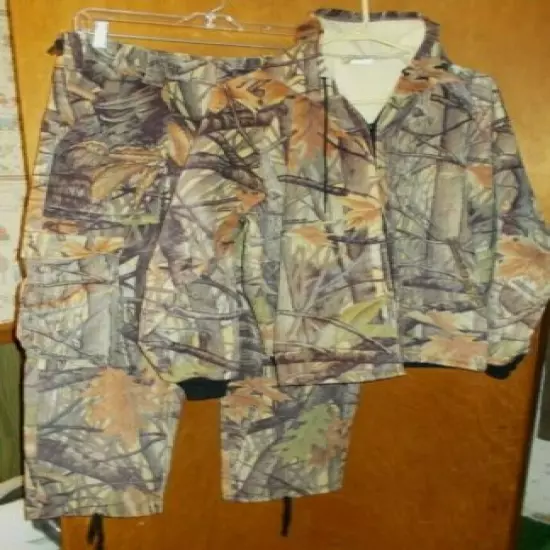 Ideal Men's Matching Softshell Camo Hunting Outfit -- Jacket & Pants Size Large 