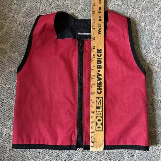 Kinderlift Kids Small Ski Lift Red Vest