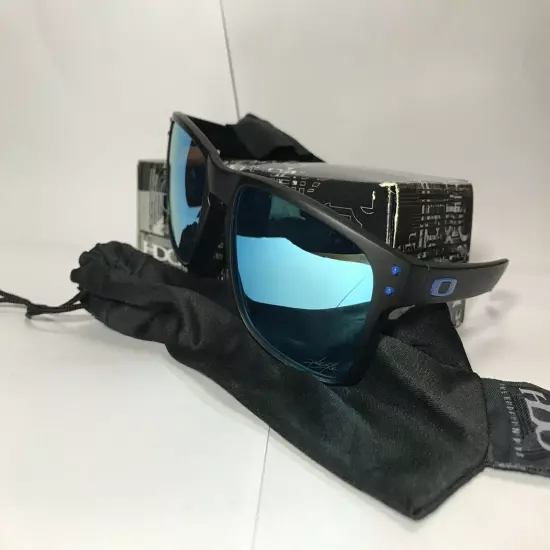 New Sunglasses Polarized Holbrook Matte Black/Sapphire Blue Iridium USPS