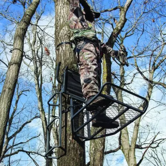 New Rivers Edge Big Foot Teartuff Xl Lounger Lever-Action Hang-On Tree Stand