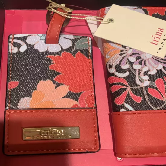 NWT Passport Cover & Matching Travel Tag Set Red Floral MSRP $48 Trina Turk Boxd