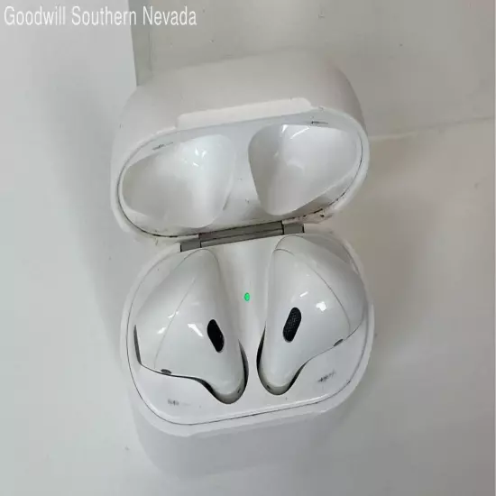 Apple AirPods A2031 Earbuds With Charging Case