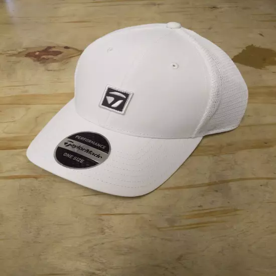 TaylorMade TM22 Performance Cage Adjustable Snapback Cap Hat -- White