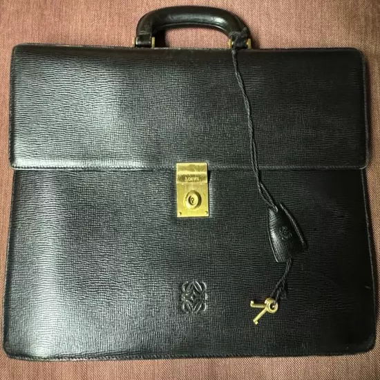 Pre-owned LOEWE Business Briefcase Logo Black Leather With Keys