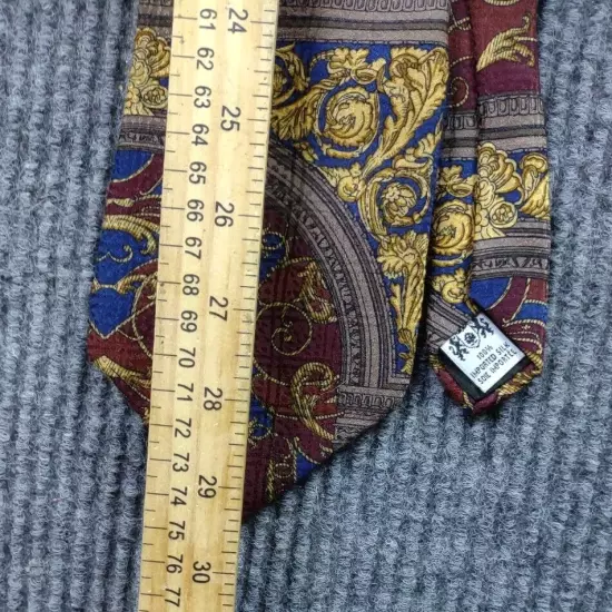 the metropolitan museum of art Mens. Silk Tie