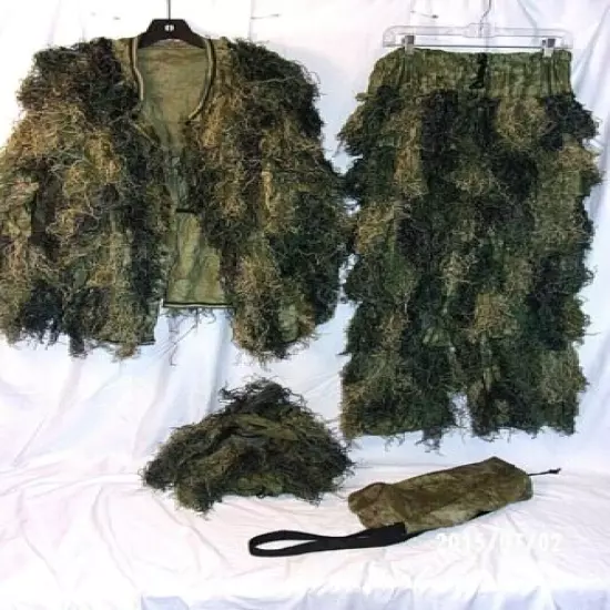 Red Rock Woodland Suit 3 Piece Camo Adult Med/Lge Pants/Jacket/Hat Good