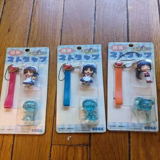 Mahoromatic phone strap lot and 2004 calendar