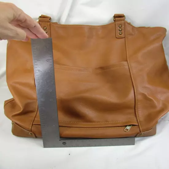 Solo Computer Laptop Bag Messenger Commuter Caramel Color Tote Pockets 52273