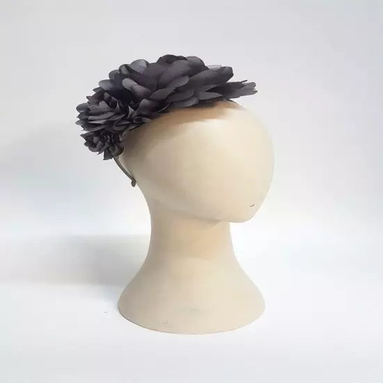 Chrysanthemum Flower Fascinator