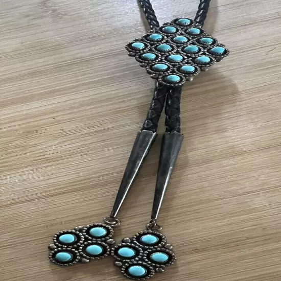 Bernal NATEWA Zuni Snake Eye Cluster Turquoise Sterling Bolo Tie & Matching Tips